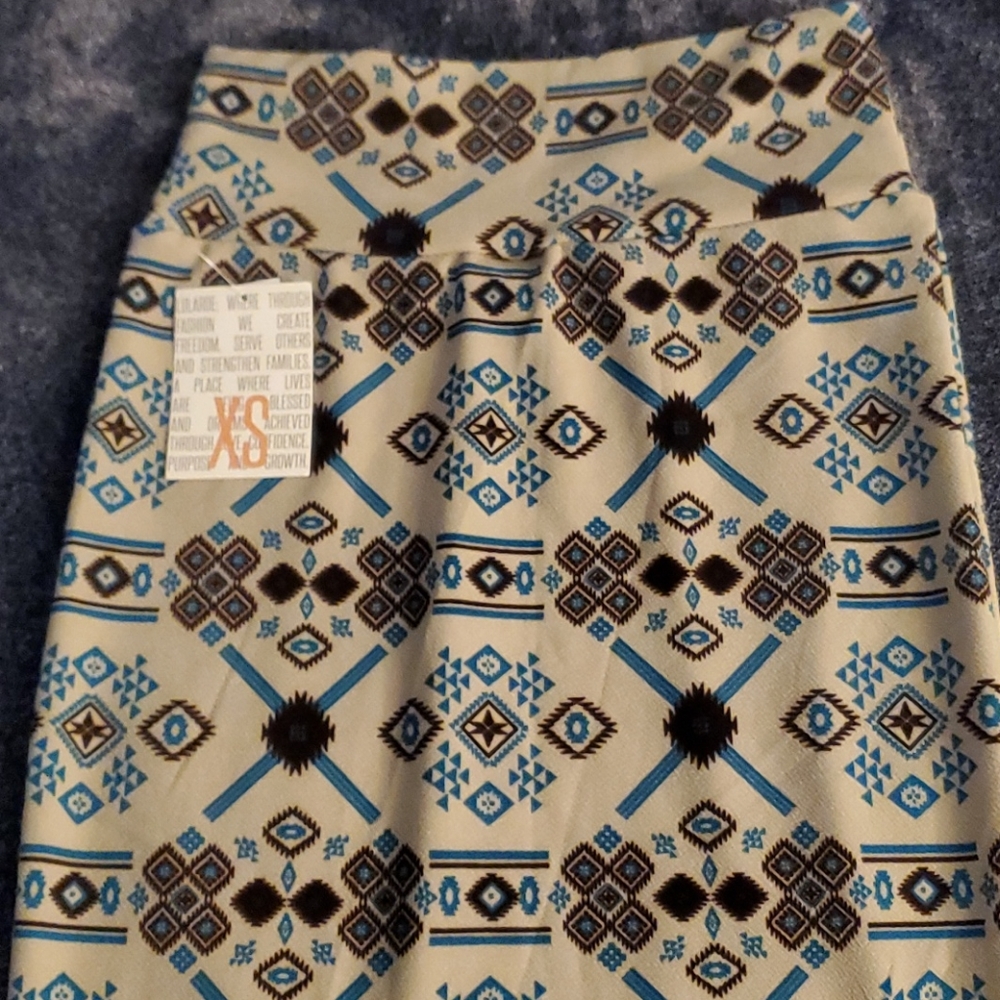 Lularoe Cassie